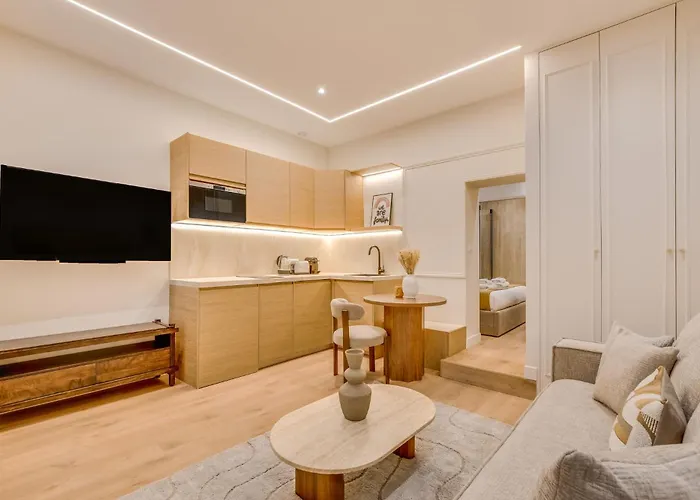Pick A Flat's In Batignolles - Passage Cardinet